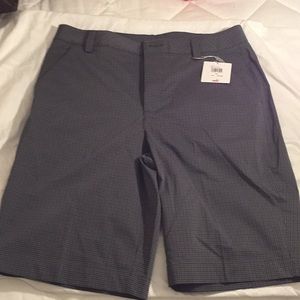 NWT Men's Puma plaid shorts - Size 32